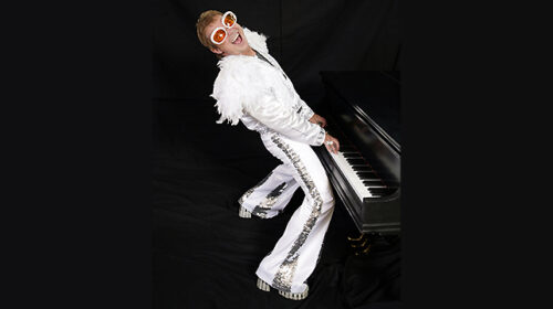 Kenny Metcalf as Elton